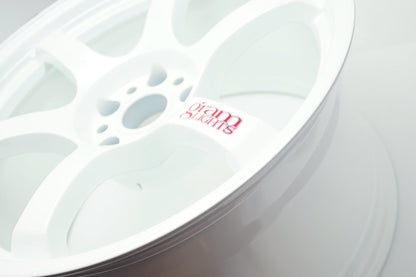 Gram Lights 57DR 18x9.5 +38 5x114.3 Ceramic Pearl Wheel